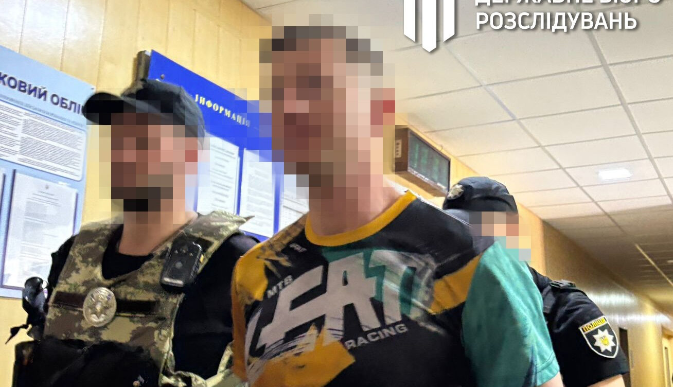 Нетрезвый полицейский затащил в посадку 14-летнюю девочку и изнасиловал: запорожский суд взял под стражу подозреваемого