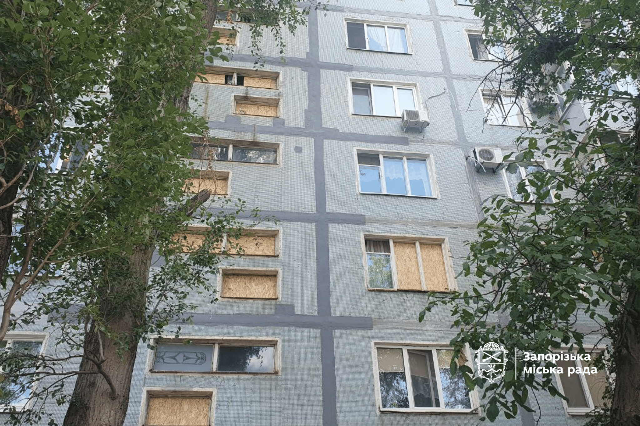 Пошкоджено багатоповерхівки: наслідки російської атаки Вознесенівського району Запоріжжя