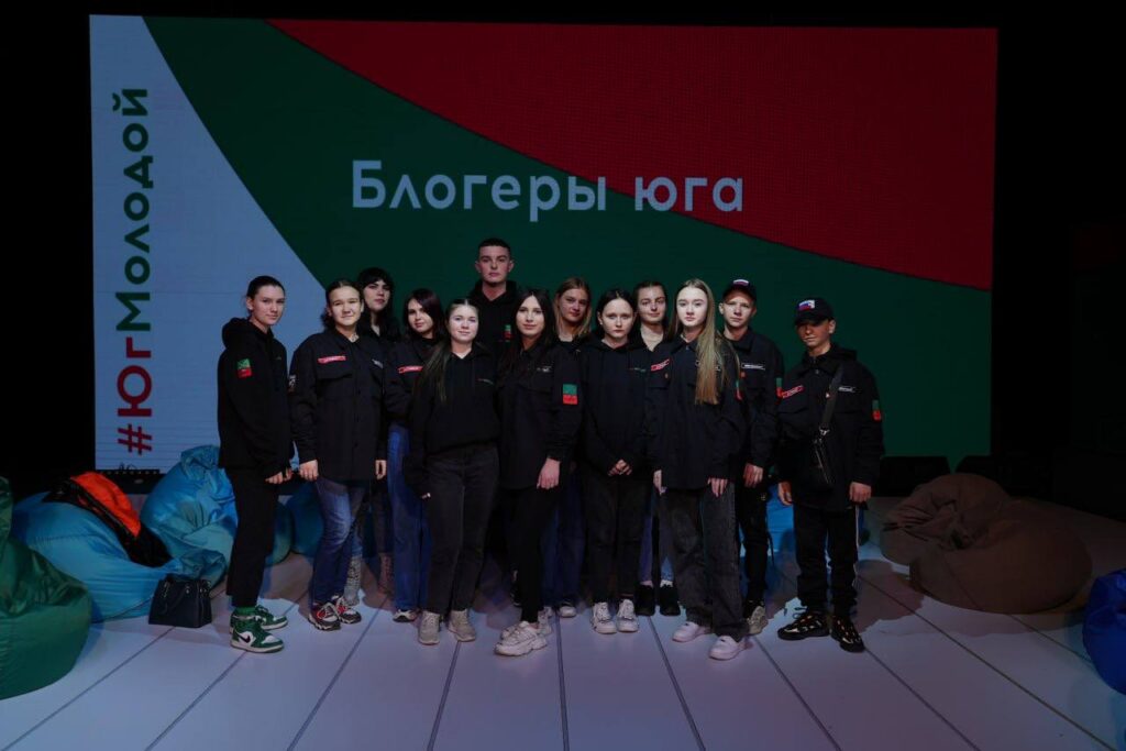 Блогеры движения «ЮгМолодой» на оккупированной территории Запорожской области