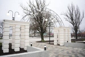 Парк «учасників СВО»: як загарбники в Мелітополі формують культ війни та смерті