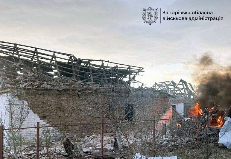 Поранено жінку: ворог завдав 864 удари по Запорізькій області