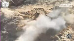 На Півдні бійці Бердянського прикордонного загону знищили ворожі укриття, засіб РЕБ і спостережний пункт, — ВІДЕО