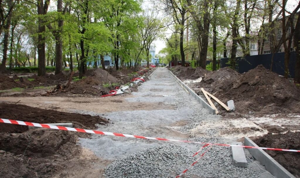 Парк «учасників СВО» в окупованому Мелітополі, ремонтні роботи