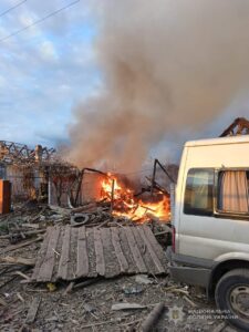 Зруйновано багатоповерхівки: наслідки ворожих ударів по Запорізькій області 1 травня, — ФОТО