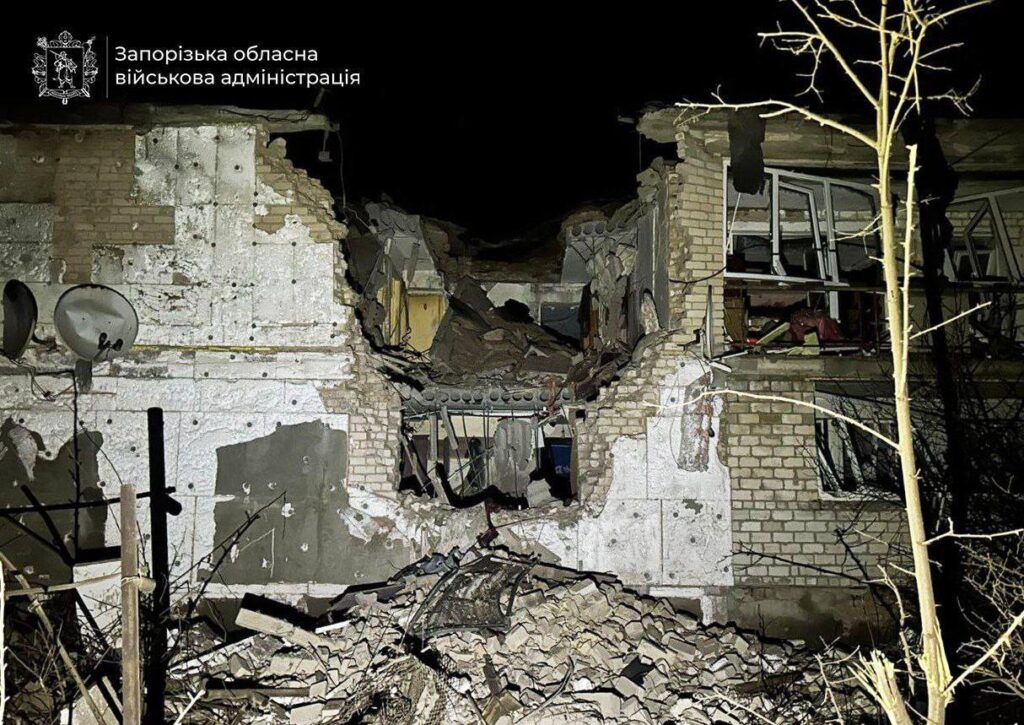 У неділю під російськими ударами перебували понад 50 міст та сіл Запорізької області: поранені люди