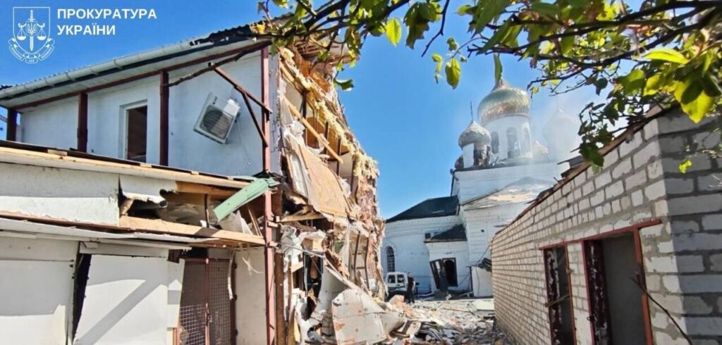 Російський удар по Вільнянську, під час якого загинуло подружжя, розслідують як воєнний злочин, — ФОТО