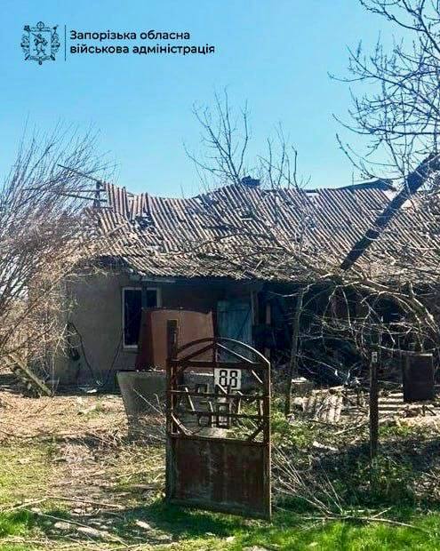 Двоє загиблих та 12 поранених: ворог завдав 797 ударів по Запорізькій області