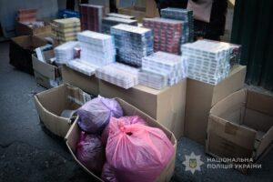 У Запоріжжі правоохоронці вилучила контрафактні цигарки на 1,5 млн грн, — ФОТО