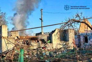 Одна людина загинула та 12 поранено: ворог обстріляв 48 міст та сіл Запорізької області