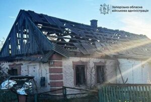Одна людина загинуло, ще дві – поранені: ворог завдав 785 ударів по Запорізькій області