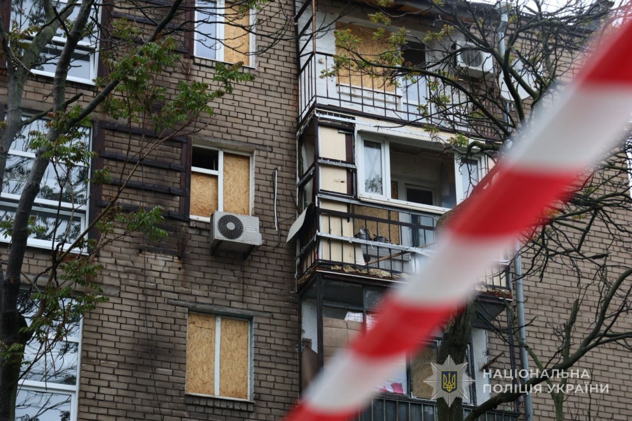 Разрушены многоэтажки и убит человек: последствия российских ударов по Запорожской области 13 мая, — ФОТО