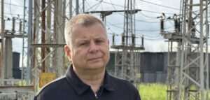 Російські війська знову атакували адмінбудівлі «Запоріжжяобленерго»: вибито шибки, пошкоджено транспорт