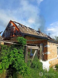 Пошкоджено багатоповерхівки та поранено людей: наслідки ворожих атак Запорізької області, — ФОТО
