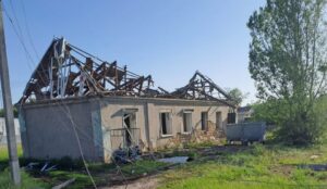 Російські війська вдарили по Запорізькій області 858 разів, надійшло 98 повідомлень про пошкодження: наслідки ворожих обстрілів 18 травня, — ФОТО