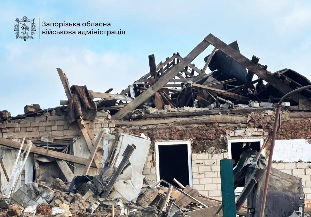 Ранены люди и повреждены дома: под российскими ударами были 40 населенных пунктов Запорожской области