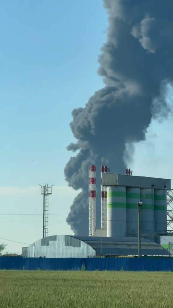 Удари українських Сил оборони по російських нафтопереробних заводах, нафтобазах і логістичних вузлах у червні 2026 року