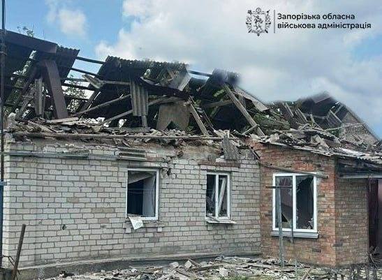 П’ять людей загинуло та ще 14 поранено: ворог завдав 949 ударів по Запорізькій області