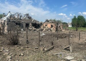 Удар безпілотника по будинку та атака FPV-дронів: наслідки російських ударів по Запорізькій області 8 червня, — ФОТО