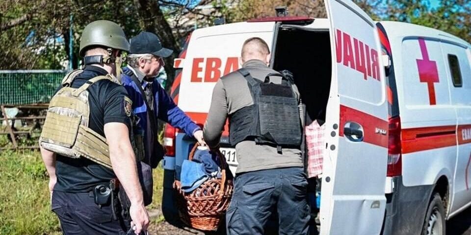 Жителей временно захваченных территорий Запорожской области призывают выезжать из оккупации: куда обращаться
