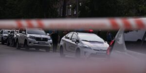 Отримали ножові поранення: стало відомо про стан постраждалих вчора запорізьких поліцейських, — ФОТО