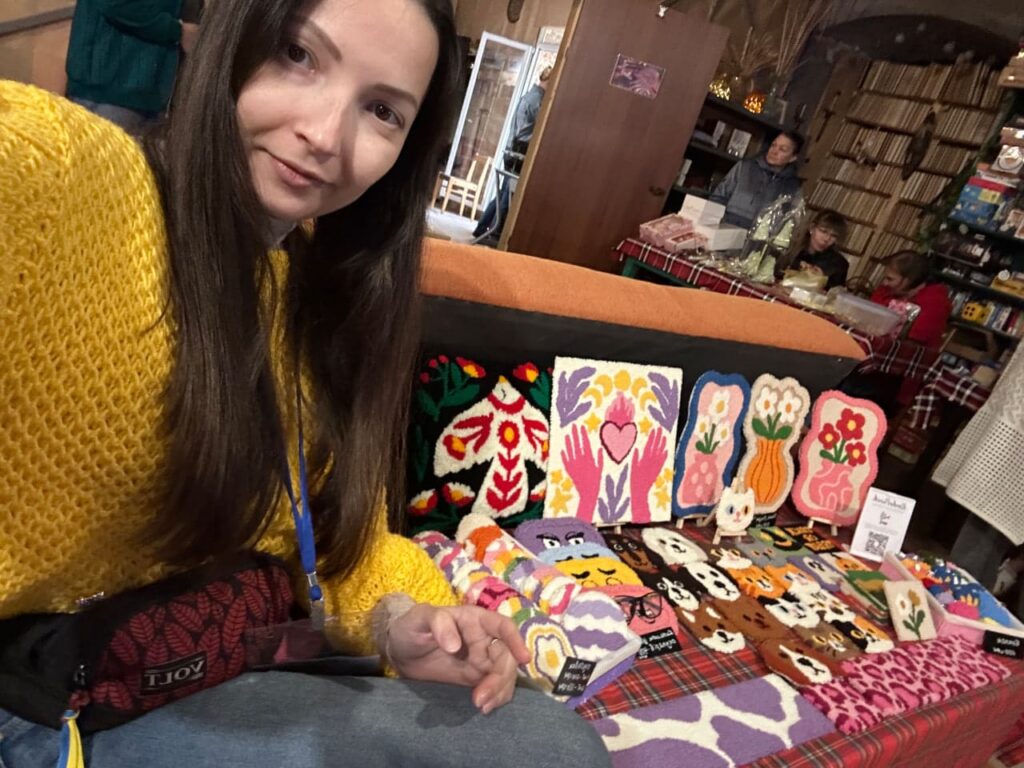Ковровая декор и глиняные украшения Запорожье