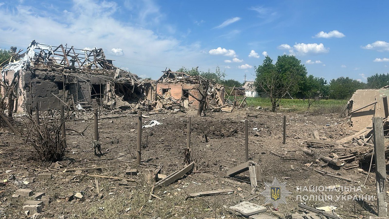 Разрушены дома и уничтожено имущество жителей: последствия российских ударов по Запорожской области 27 июня, — ФОТО