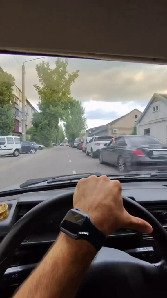 Черги за пальним у тимчасово окупованому Мелітополі Запорізької області в червні 2026 року