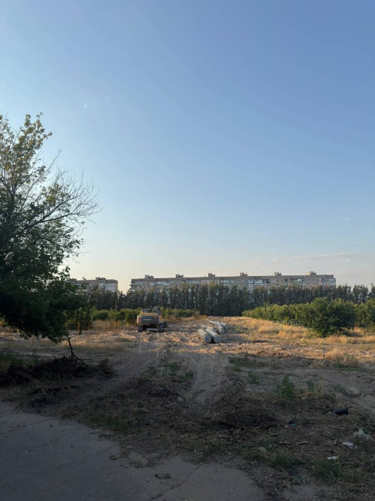 Знищені сади Філібера в окупованому Мелітополі Запорізької області.
