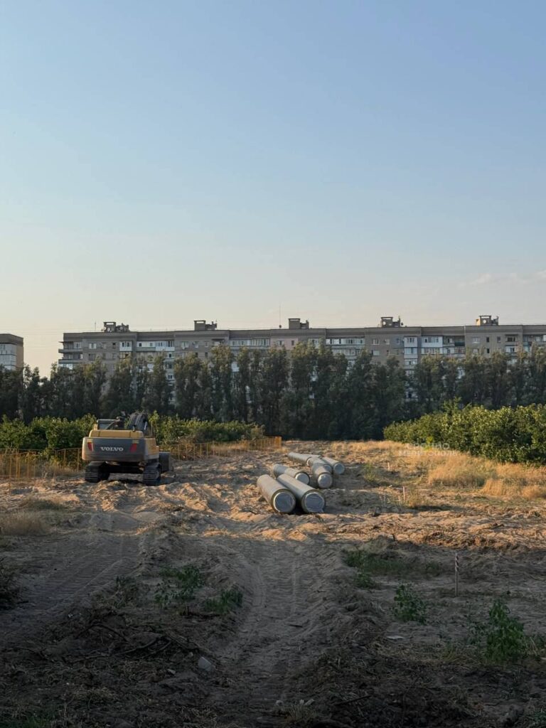 Знищені сади Філібера в окупованому Мелітополі Запорізької області.