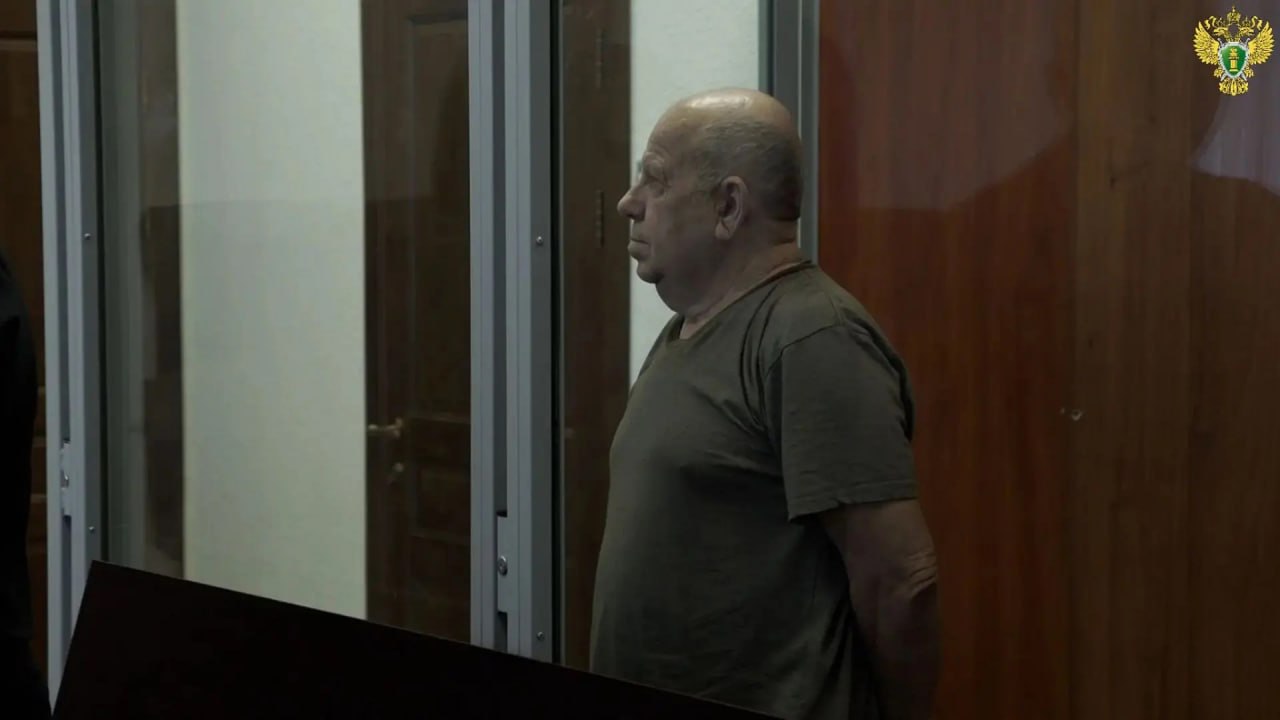 До 13 років колонії окупанти засудили 70-річного жителя Токмака: його звинуватили у фінансуванні ЗСУ