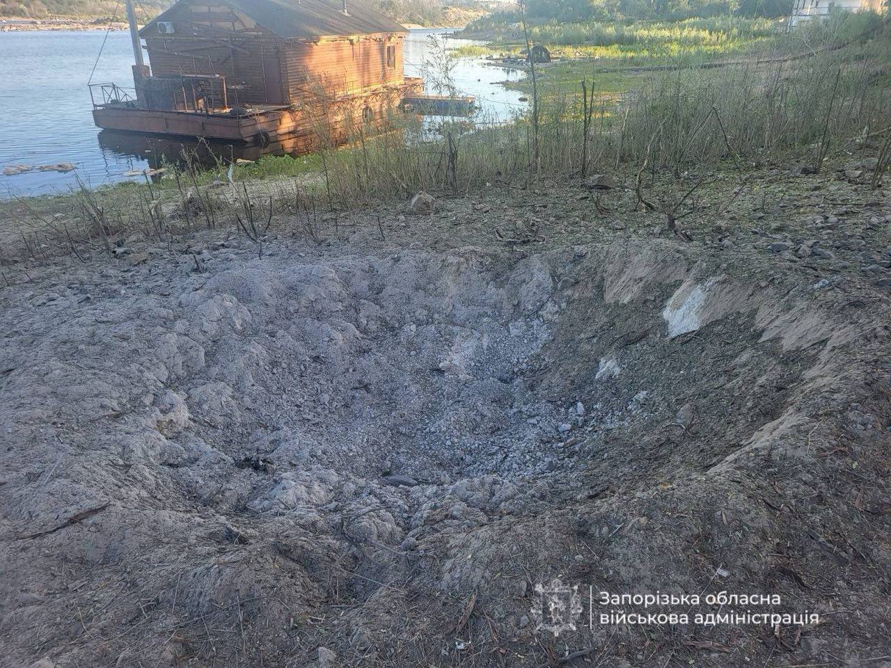 Вибух у Запоріжжі: вранці росіяни вдарили по місту – поранено жінку