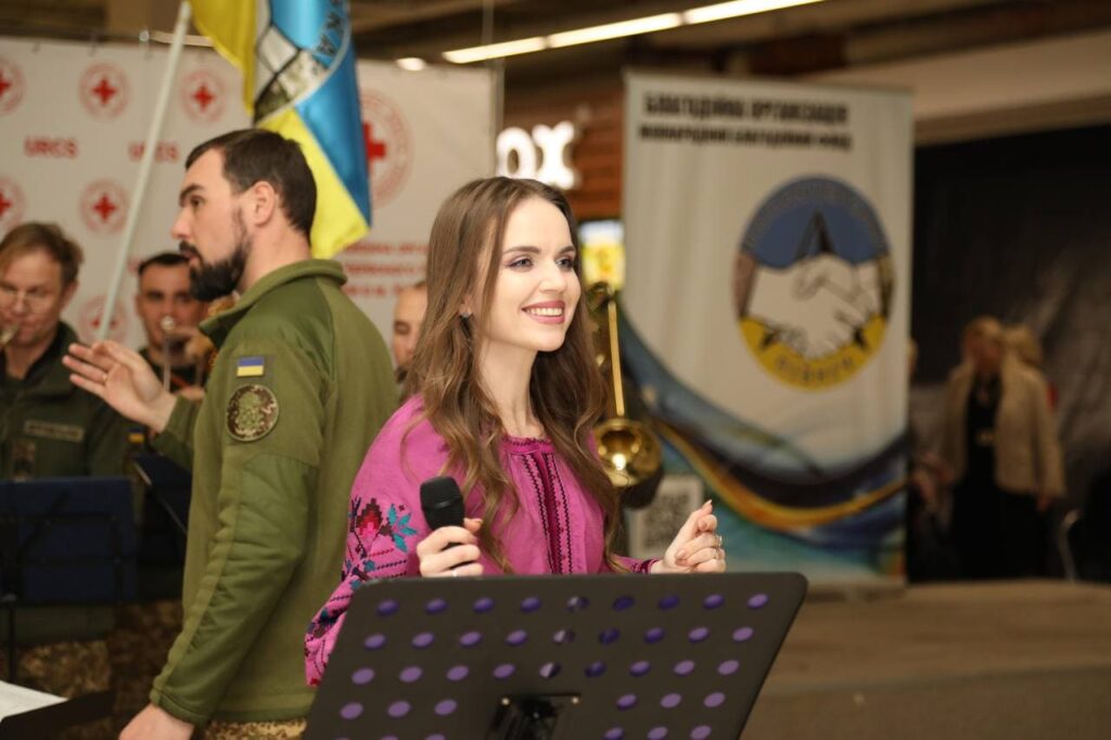 Вікторія Сімонова Військовий оркестр 25-ї бригади охорони громадського порядку імені князя Аскольда НГУ.
