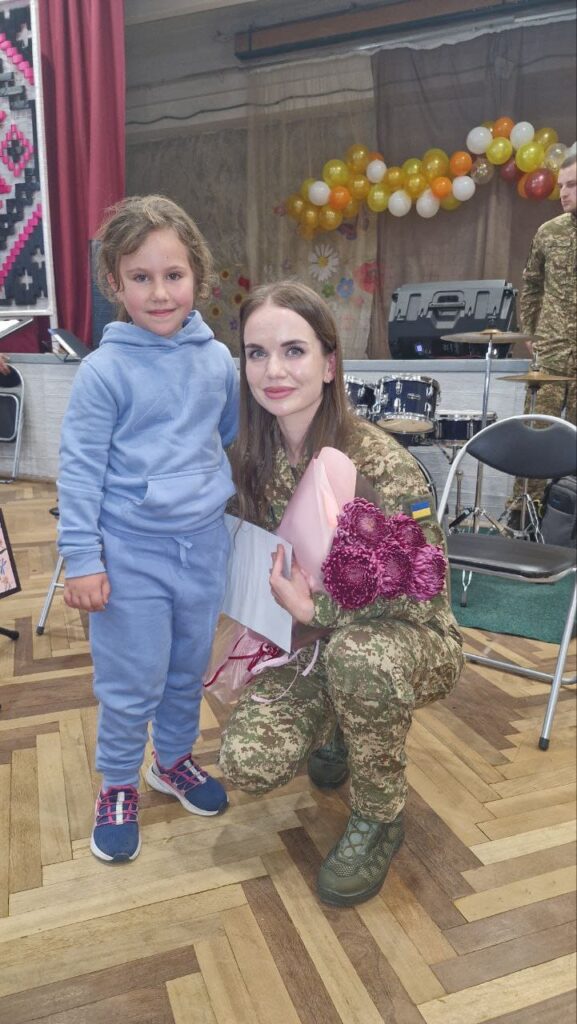 Вікторія Сімонова артистка