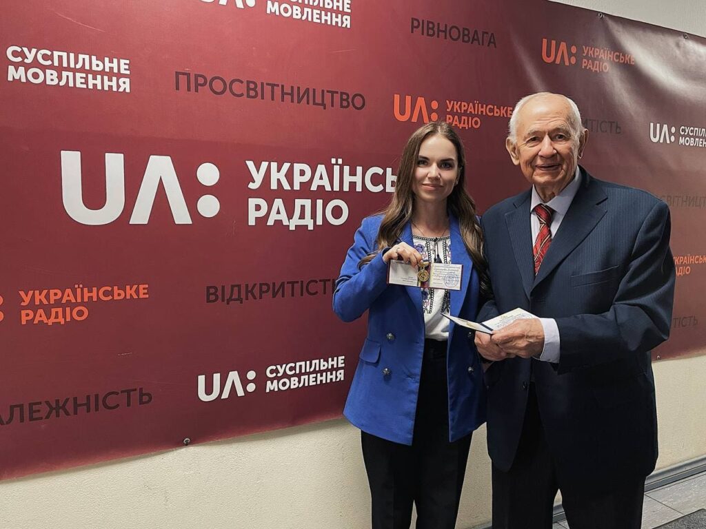 У 2024 році Вікторія Сімонова отримала почесне звання «Заслужена артистка естрадного мистецтва України».
