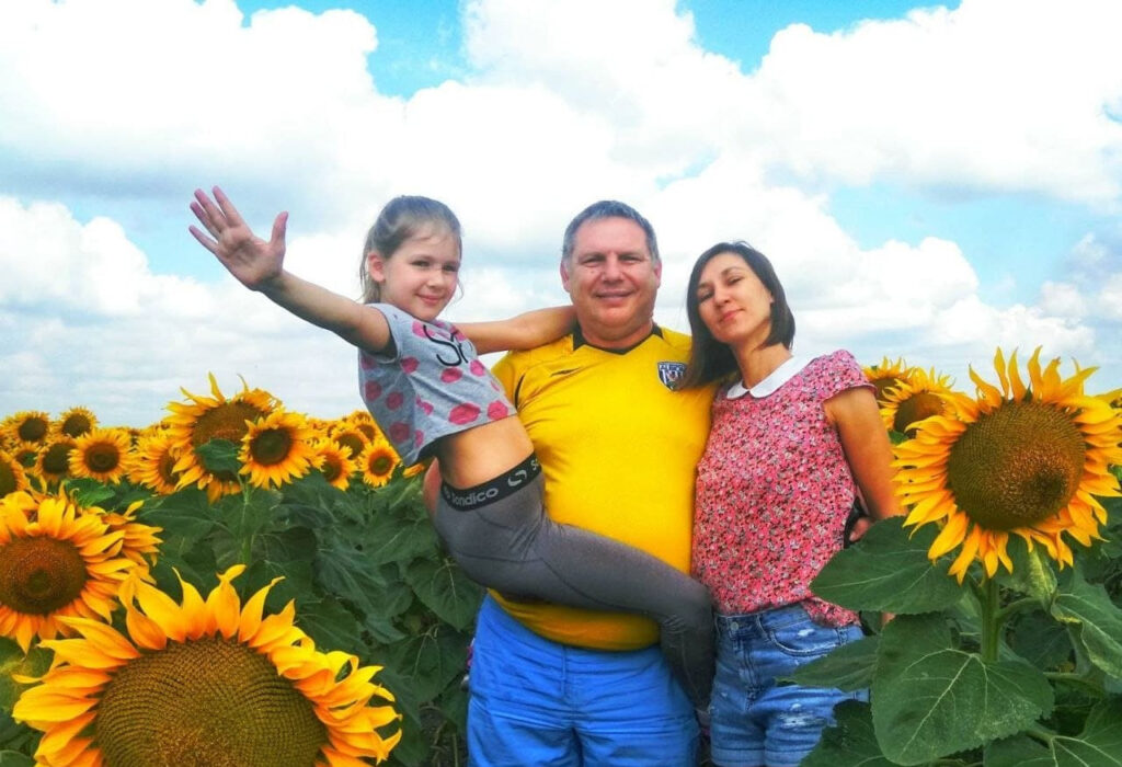 Родина Бєлок гіпсові фігурки в Запоріжжі