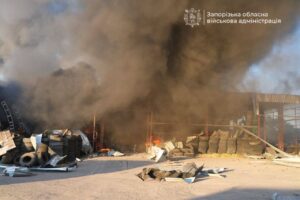 Пошкоджено склад, СТО та ТЦ: наслідки ворожої атаки Запоріжжя