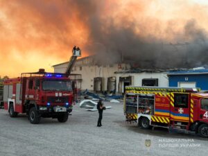 Зруйновано будинки та пошкоджено машини: наслідки російських ударів по Запорізькій області 1 липня, — ФОТО