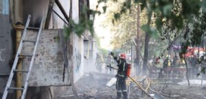 Двоє загиблих та 39 поранених, зруйновані квартири та будинки: 3 липня російські війська завдали по Запоріжжю та області 1106 ударів (ФОТО, ВІДЕО)