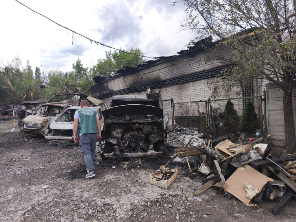 Руйнування в двох районах: в екоінспекції озвучили наслідки російських ударів по Запоріжжю 8 липня