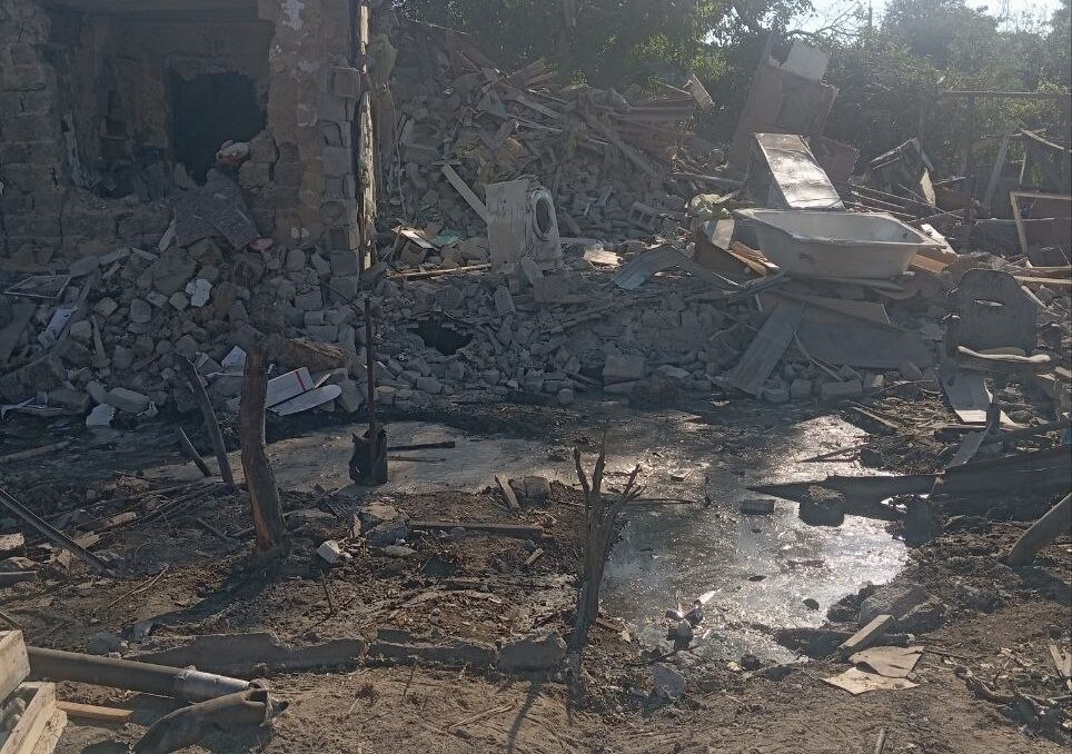 Две поврежденные локации: в Космическом районе Запорожья зафиксировали последствия российской атаки, — ФОТО