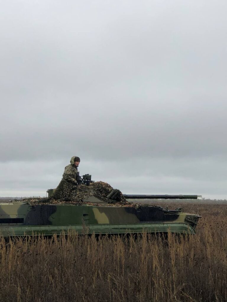 Голова громадської організації «Разом.UA» – офіцер 30-го корпусу морської піхоти Ігор Ілюшкін.