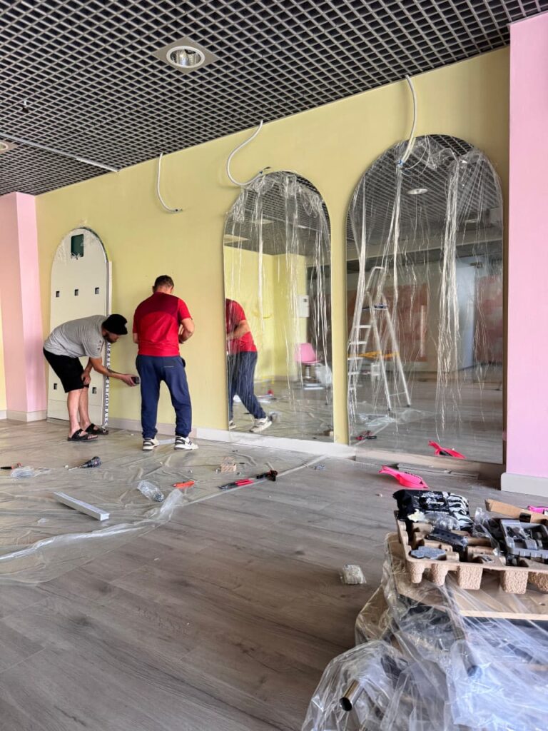 Приміщення майбутнього «Дому пілатесу» облаштовували близько місяця. Частину ремонтних робіт Катерина виконувала разом із подругами.