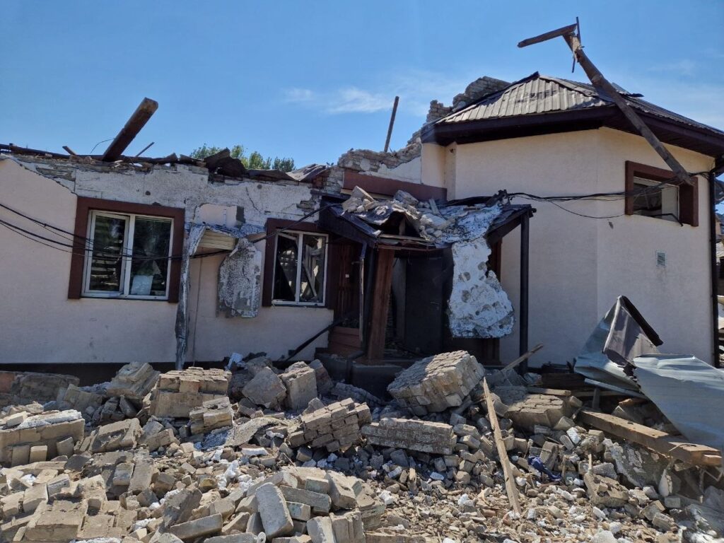 Авіаудар по Дніпровському району Запоріжжя: в екоінспекції озвучили наслідки атаки