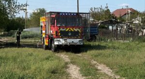 Ворог атакував запорізьких рятувальників, коли вони гасили пожежу: четверо поранених, — ФОТО