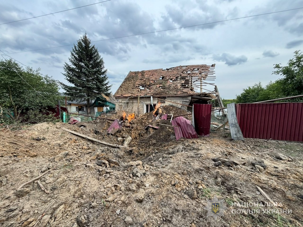 Разрушены дома и повреждены машины: последствия российских ударов по Запорожской области 28 июля, — ФОТО