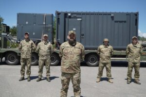 Метінвест передав 1-му корпусу НГУ «Азов» мобільну лабораторію