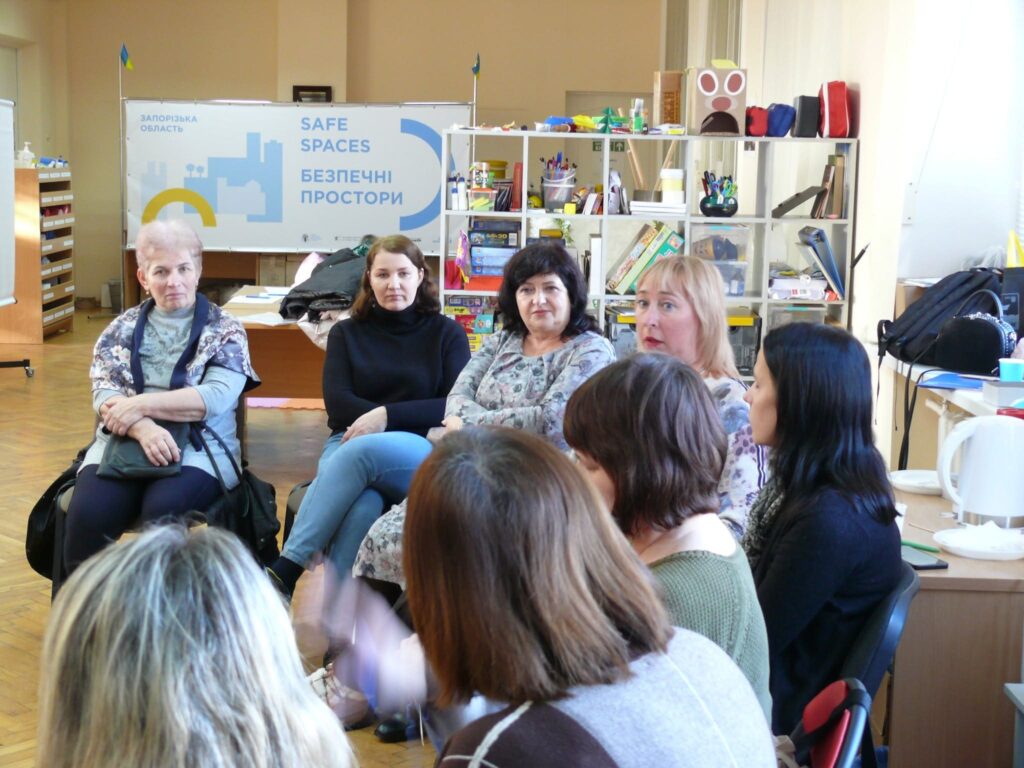 Учасниць навчали складати бізнес-плани, подаватися на гранти, розвивати власну справу та опановувати нові професії.