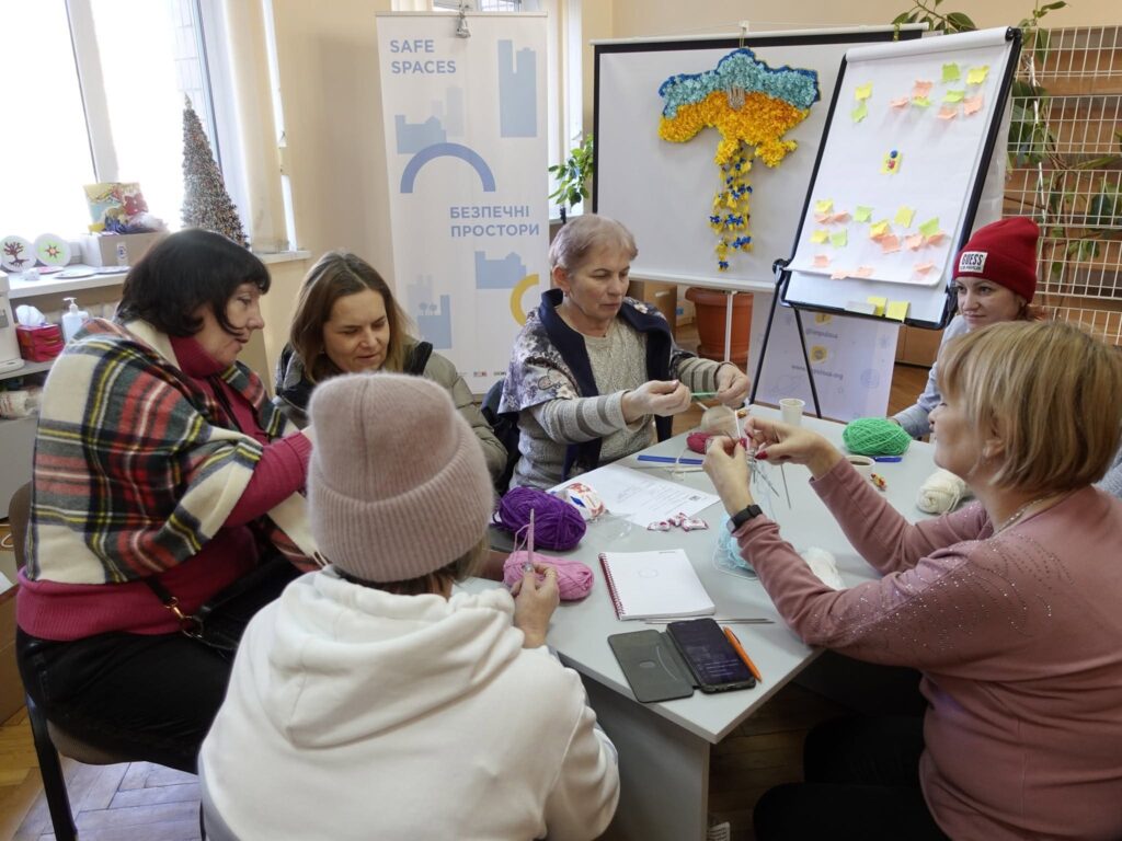 Учасниць навчали складати бізнес-плани, подаватися на гранти, розвивати власну справу та опановувати нові професії.