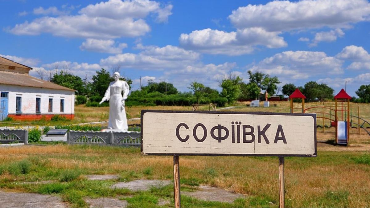 Життя в окупації стає дедалі складнішим: що відбувається у Софіївській громаді на Запоріжжі (ІНТЕРВ'Ю) 