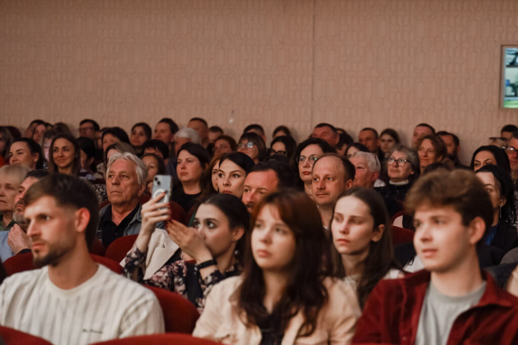 Прем'єра вистави «Карамель» нового запорізького театру «Стежка».